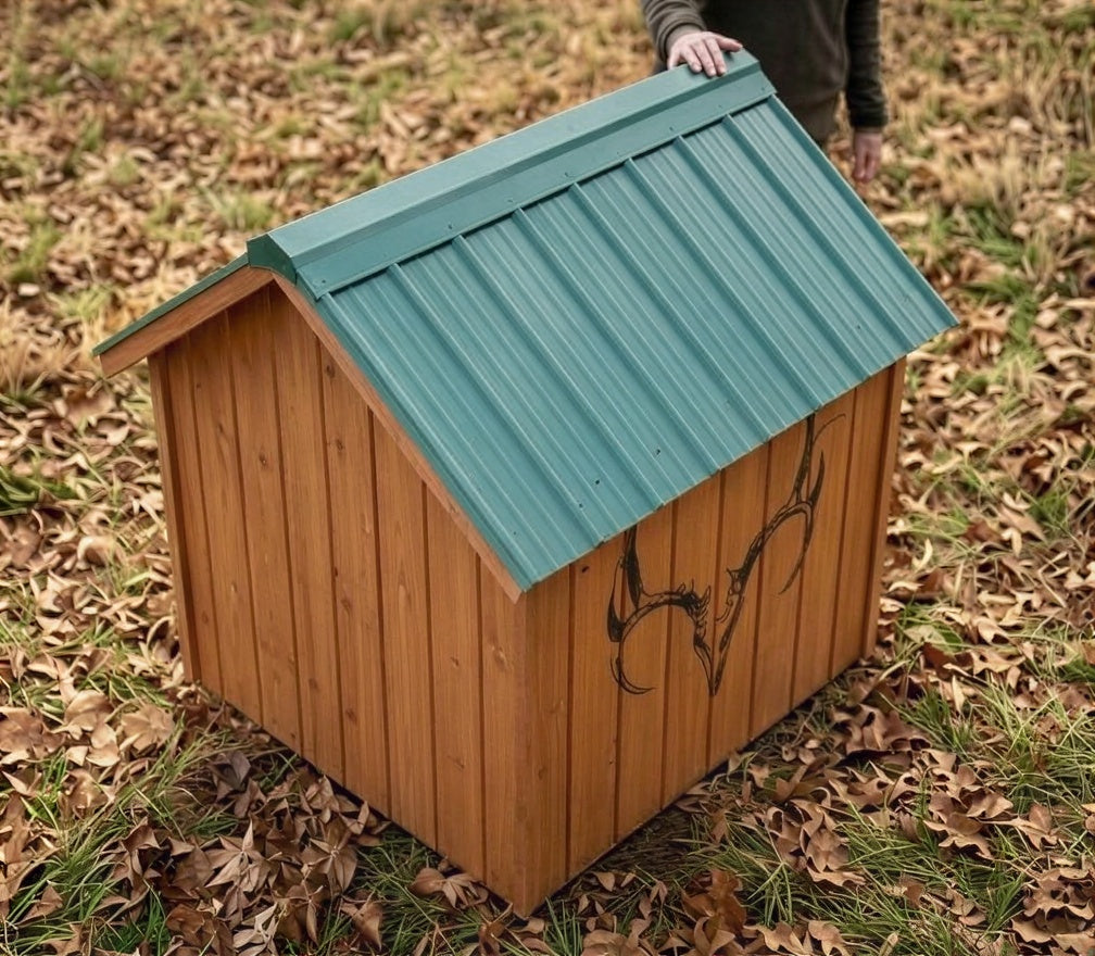 The XL Antler Ridge Dog Lodge